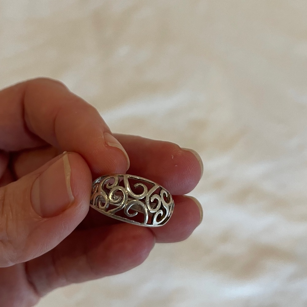 Silver lace ring